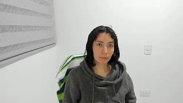 Snapshot of Electraa_fox chatting on October 2025 12:58:01 AM Electraa fox online show from October 2025 12:58:01 AM