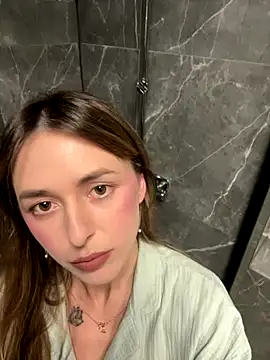 Sophie Enzo online show from October 2025 08:06:02 PM