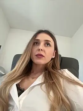 Sophie Enzo online show from March 2025 12:22:02 PM