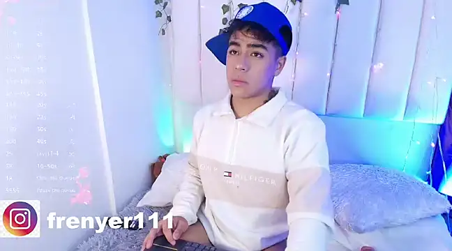 kiing azahell online show from January 2025 02:59:01 AM