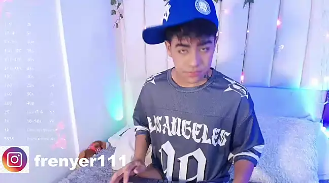 kiing azahell online show from January 2025 03:27:02 AM