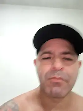 Marciogrei online show from December 2025 08:03:01 PM