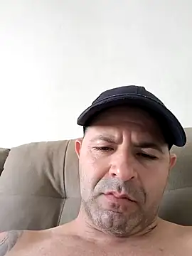 Marciogrei online show from November 2025 08:01:01 PM