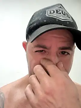 Marciogrei online show from November 2025 07:30:01 PM