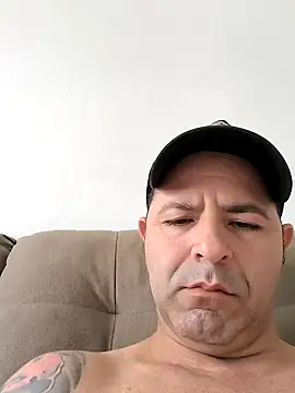 Marciogrei online show from November 2025 08:02:01 PM