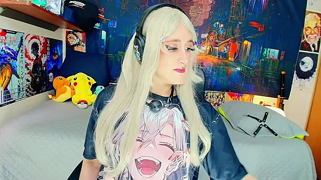 Snapshot of HakuRukushka chatting on November 2025 08:45:02 PM HakuRukushka online show from November 2025 08:45:02 PM