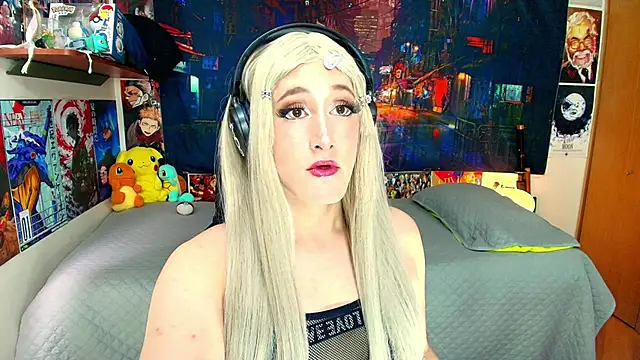 Snapshot of HakuRukushka chatting on November 2025 08:31:01 PM HakuRukushka online show from November 2025 08:31:01 PM