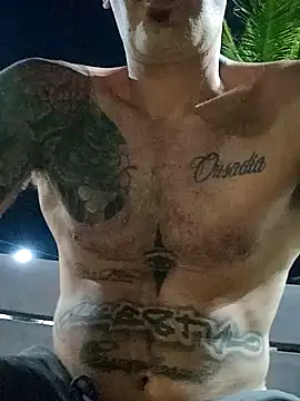 Snapshot of rolesexy chatting on January 2025 01:41:02 AM rolesexy online show from January 2025 01:41:02 AM