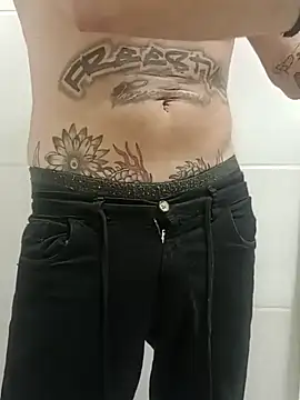 Snapshot of rolesexy chatting on March 2025 11:32:02 PM rolesexy online show from March 2025 11:32:02 PM