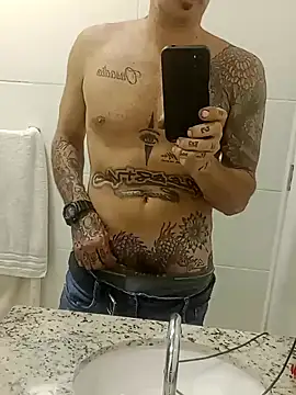 Snapshot of rolesexy chatting on March 2025 01:22:01 AM rolesexy online show from March 2025 01:22:01 AM