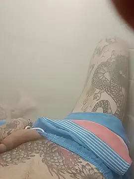 Snapshot of rolesexy chatting on November 2025 01:43:02 AM rolesexy online show from November 2025 01:43:02 AM