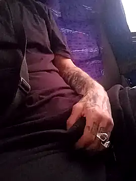 Snapshot of rolesexy chatting on February 2025 08:05:02 PM rolesexy online show from February 2025 08:05:02 PM