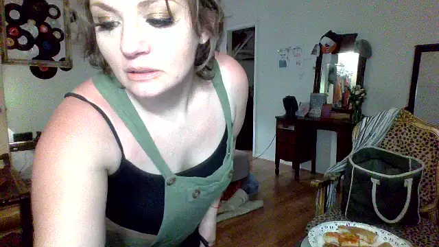 sophiarica online show from May 2026 12:51:02 AM