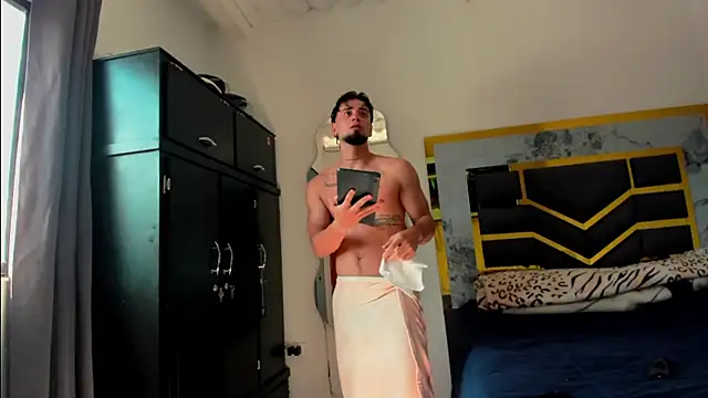 MattDevon online show from November 2025 07:28:02 PM