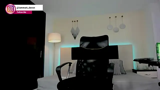 MattDevon online show from December 2025 04:47:01 AM