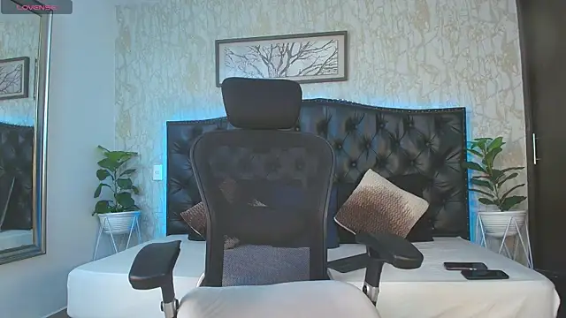 MattDevon online show from February 2026 03:28:01 AM