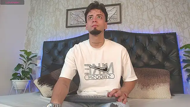 MattDevon online show from February 2026 04:13:02 AM