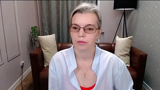 Cutie Erikaa1 online show from October 2025 02:08:01 AM