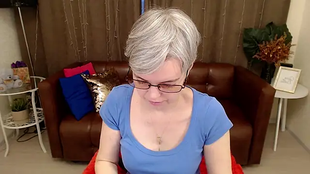 Cutie Erikaa1 online show from March 2025 02:27:01 AM