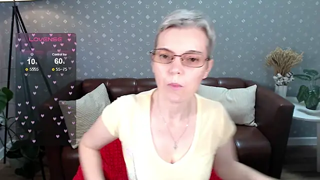 Cutie Erikaa1 online show from September 2025 11:32:01 AM