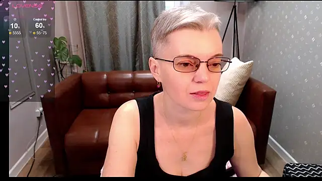 Cutie Erikaa1 online show from November 2025 09:58:02 AM