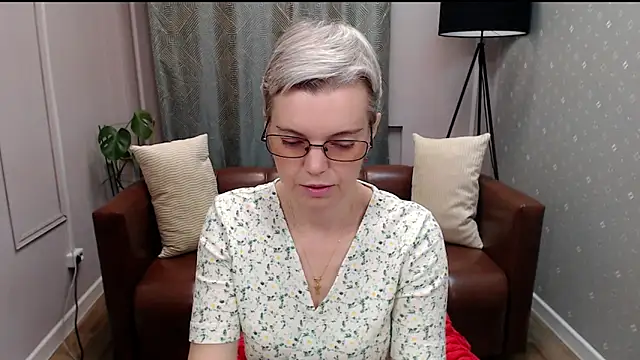 Cutie Erikaa1 online show from October 2025 02:24:01 AM