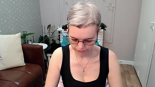 Cutie Erikaa1 online show from January 2026 02:28:02 AM