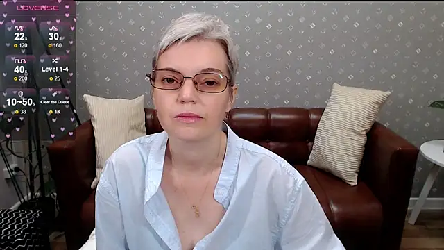Cutie Erikaa1 online show from October 2025 02:24:01 AM