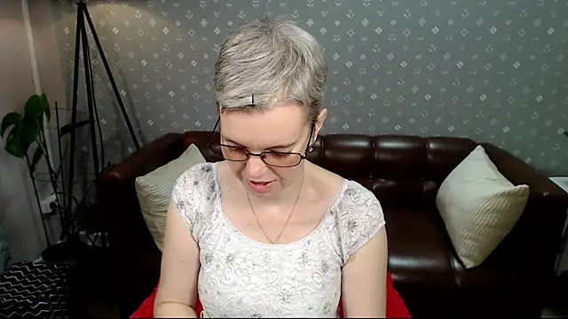 Cutie Erikaa1 online show from September 2025 02:26:01 AM