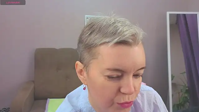 Cutie Erikaa1 online show from December 2025 02:18:02 AM