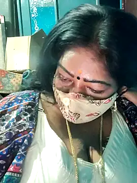 maniisha online show from April 2026 05:18:01 PM