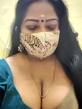 maniisha online show from October 2025 08:10:01 PM