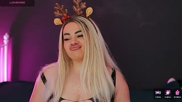 Snapshot of MissLilaa chatting on December 2024 05:58:02 PM MissLilaa online show from December 2024 05:58:02 PM