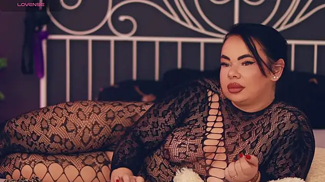 MissLilaa online show from November 2025 04:28:01 PM