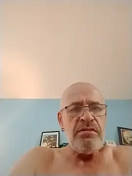 Snapshot of geilerschwanz64 chatting on November 2025 06:12:01 PM geilerschwanz64 online show from November 2025 06:12:01 PM