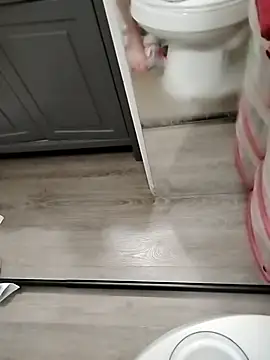 Snapshot of geilerschwanz64 chatting on November 2025 12:22:01 AM geilerschwanz64 online show from November 2025 12:22:01 AM