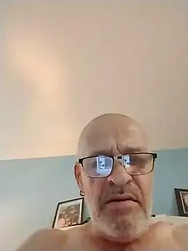 geilerschwanz64 online show from April 2026 10:58:01 PM