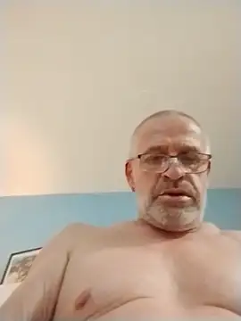 Snapshot of geilerschwanz64 chatting on November 2025 10:37:02 AM geilerschwanz64 online show from November 2025 10:37:02 AM