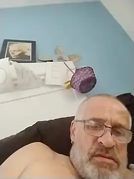 geilerschwanz64 online show from October 2025 03:09:02 AM