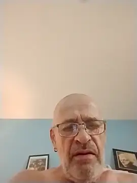 Snapshot of geilerschwanz64 chatting on November 2025 07:35:02 AM geilerschwanz64 online show from November 2025 07:35:02 AM