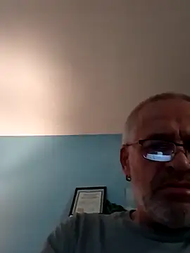 geilerschwanz64 online show from February 2025 09:29:02 AM