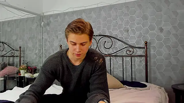 Marcus Swampov online show from December 2024 03:36:02 AM