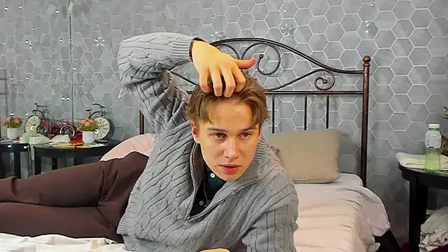 Marcus Swampov online show from December 2024 11:39:02 PM