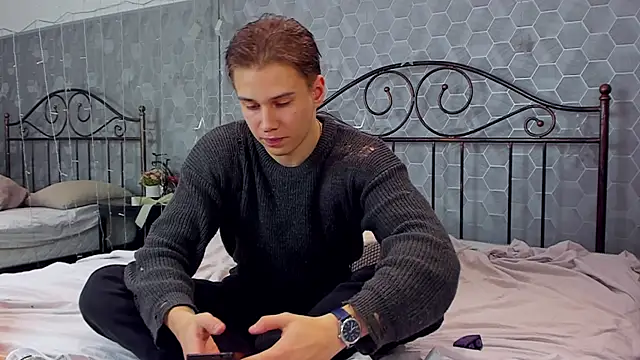 Marcus Swampov online show from December 2024 01:46:01 AM