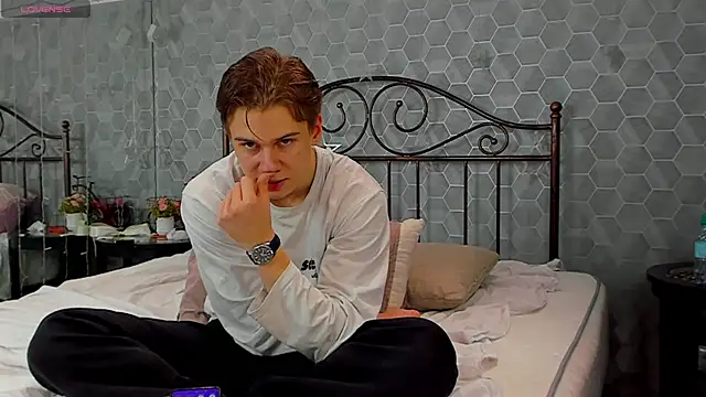 Marcus Swampov online show from December 2024 11:01:01 AM