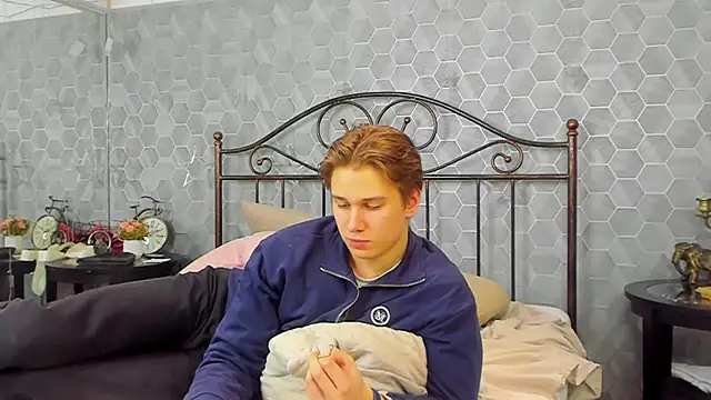 Marcus Swampov online show from January 2025 01:32:01 PM