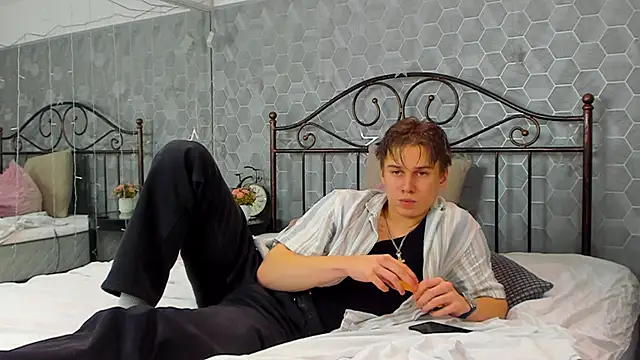 Marcus Swampov online show from December 2024 01:59:02 AM