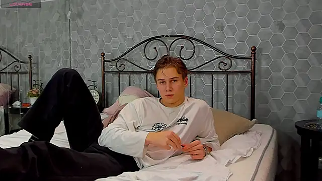 Marcus Swampov online show from December 2024 02:05:02 PM