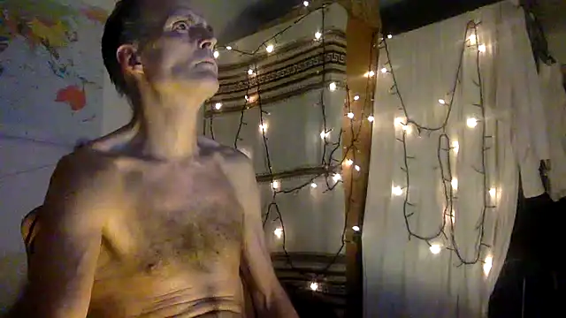 TowaFreespirit online show from December 2024 10:39:01 PM