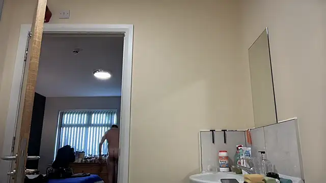 TowaFreespirit online show from March 2025 02:17:01 PM